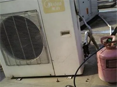 空調室外機噪聲怎么修