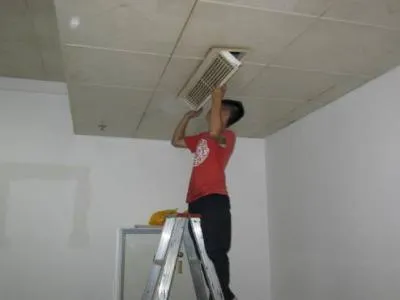 格力裝空調拆窗戶如何收費