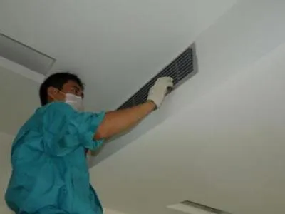 空調喇叭口一直漏氟怎么辦