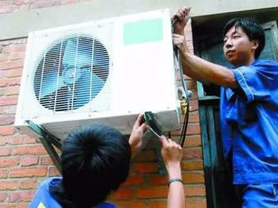 家里的空調(diào)怎么加熱器